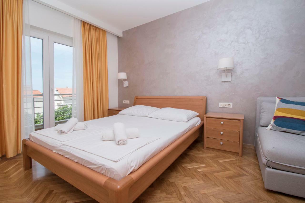 Apartments Antonio Tucepi Exterior photo