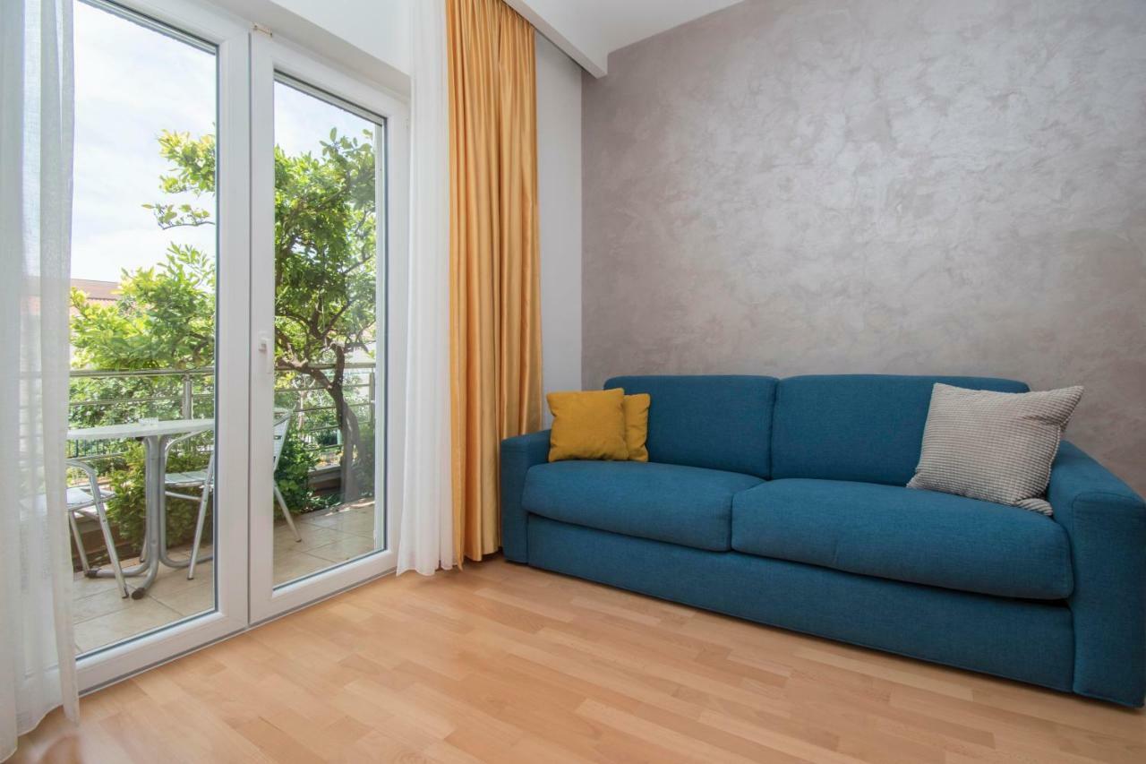 Apartments Antonio Tucepi Exterior photo